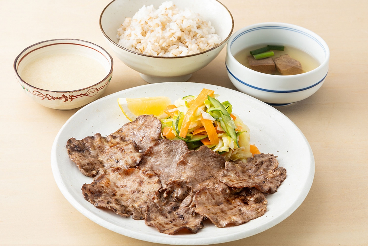 牛たん麦とろろ定食(M)